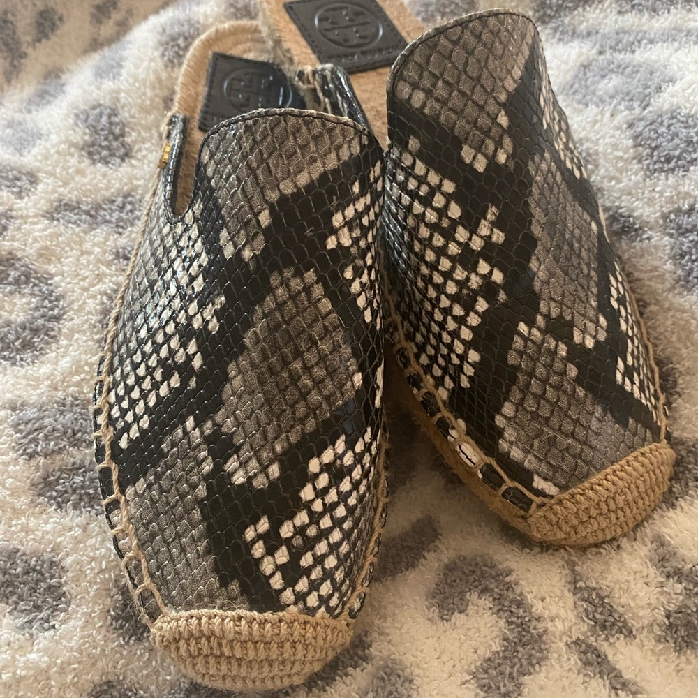 Tory Burch Max Snake-Print Espadrille Mule Size 5.5 NWOB